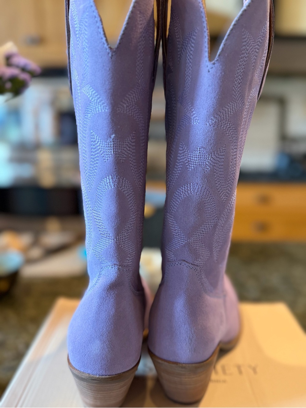 Dingo Women's Lavender Western Boots - Picture 5 of 9